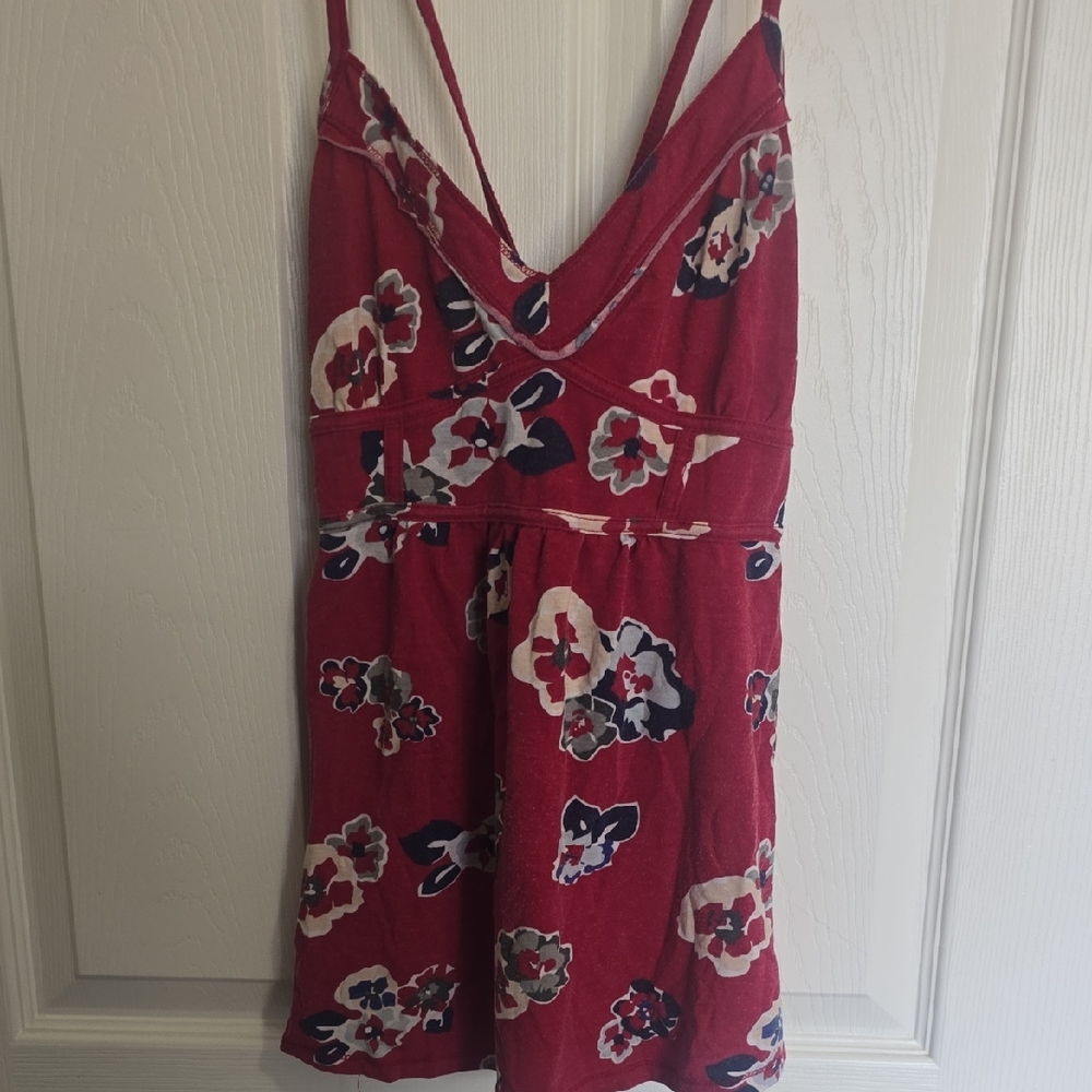 Chic Red Floral Strappy Top